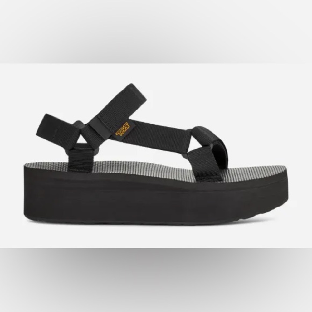 TEVA Flatform Universal Sandal
